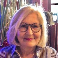 Julie Warner